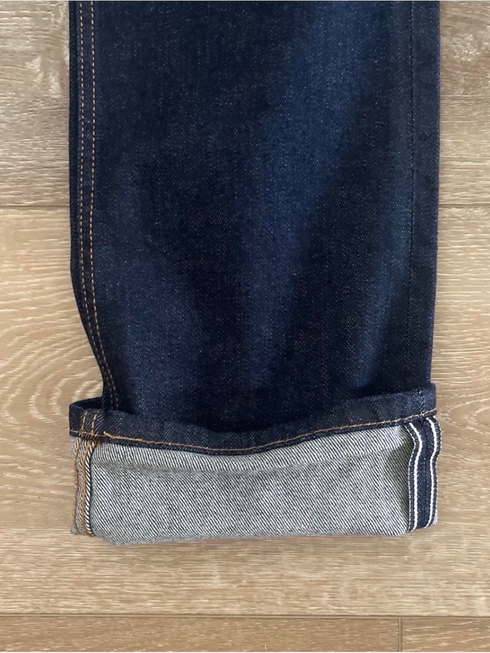 Levi’s 513 - Picture 2 of 3